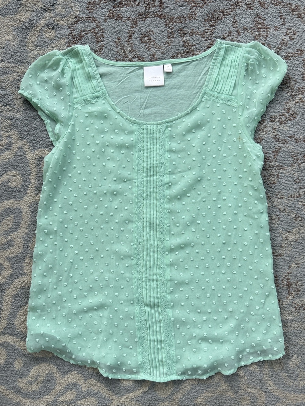 Lauren Conrad Swiss Dot Pin Tuck Cap Sleeve Top Mint Green Medium